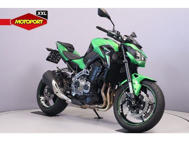 kawasaki - z900