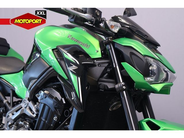 kawasaki - z900