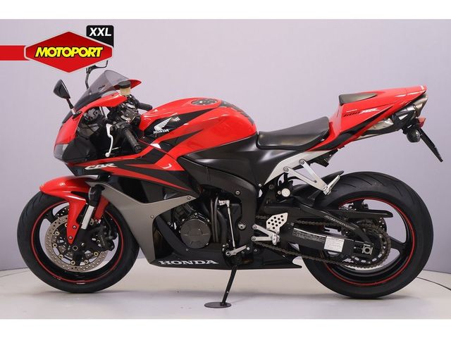 honda - cbr-600-rr