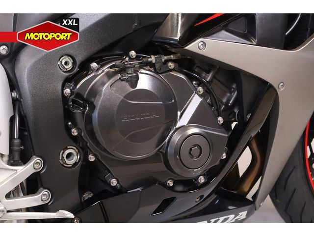 honda - cbr-600-rr