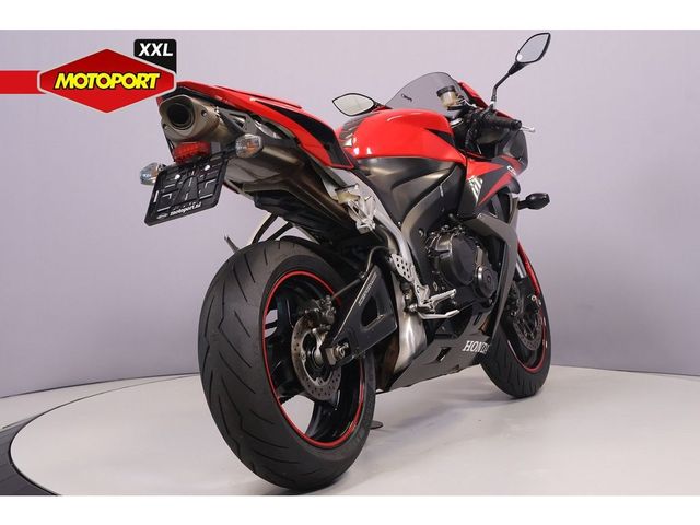 honda - cbr-600-rr