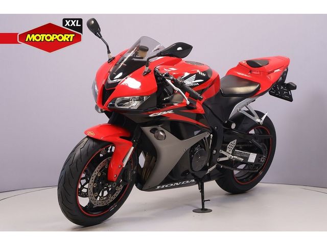 honda - cbr-600-rr