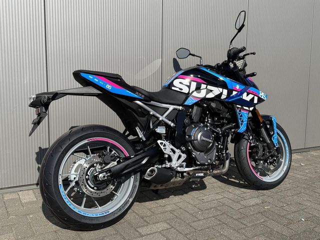 suzuki - gsx-8s