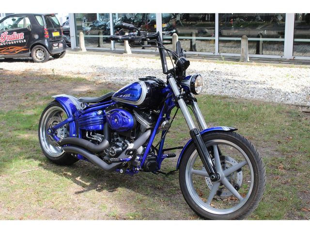 harley-davidson - rocker-c-fxcwc