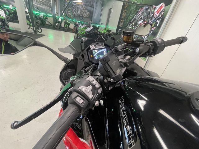 kawasaki - ninja-1000sx-performance-tourer