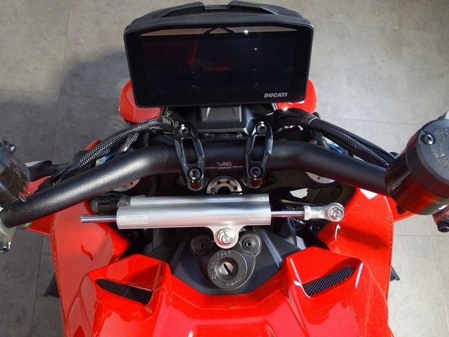 ducati - streetfighter-v4s