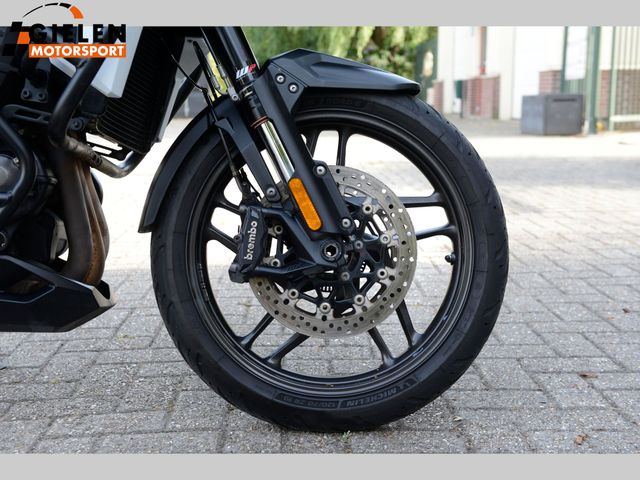 triumph - tiger-1200-alpine-edition