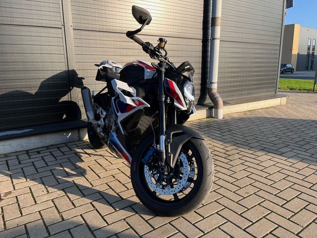 bmw - m-1000-r