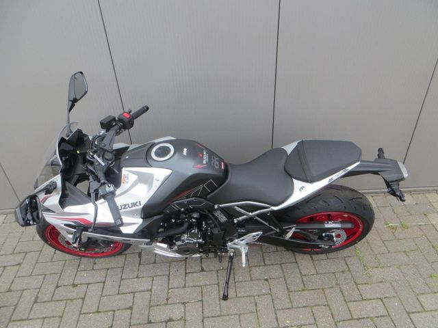 suzuki - gsx-8r