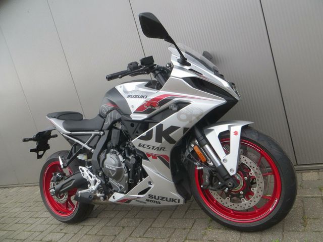 suzuki - gsx-8r