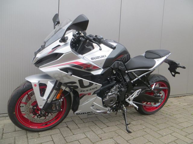 suzuki - gsx-8r
