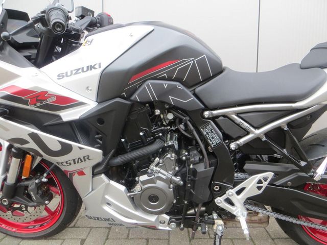 suzuki - gsx-8r