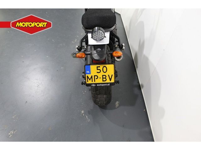 yamaha - xsr-700-xtribute