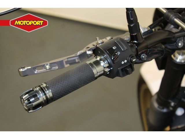 yamaha - xsr-700-xtribute