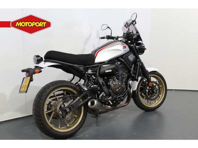 yamaha - xsr-700-xtribute