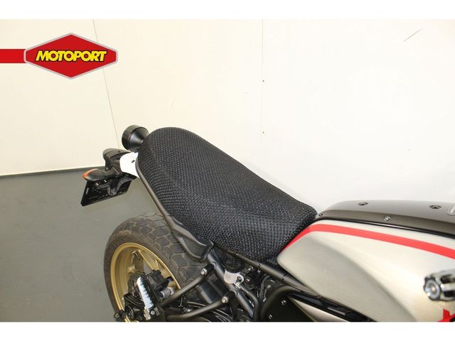 yamaha - xsr-700-xtribute