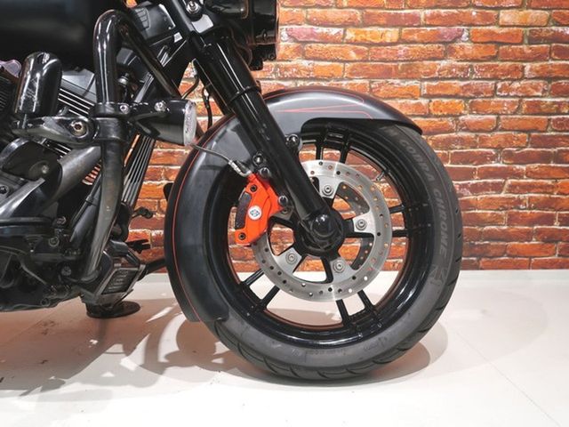 harley-davidson - street-glide-special-flhxs