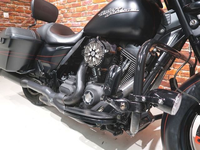 harley-davidson - street-glide-special-flhxs