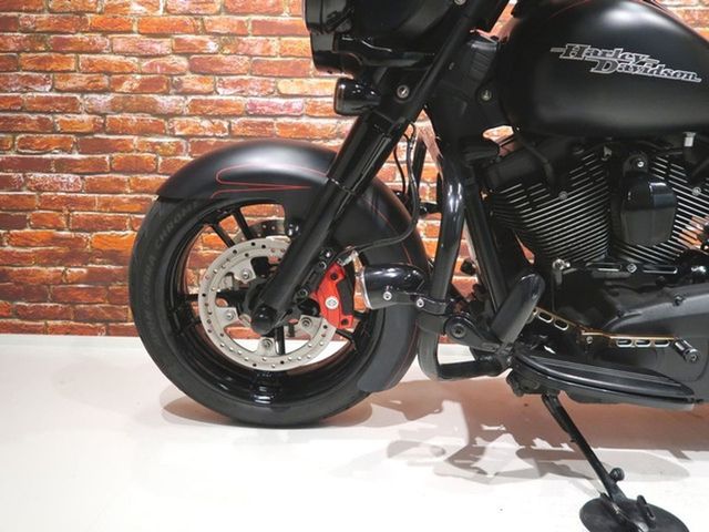 harley-davidson - street-glide-special-flhxs