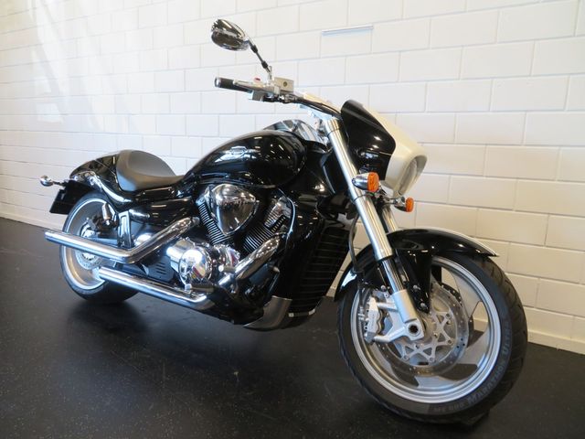 suzuki - m-1800-r-intruder