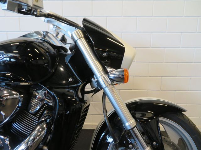 suzuki - m-1800-r-intruder