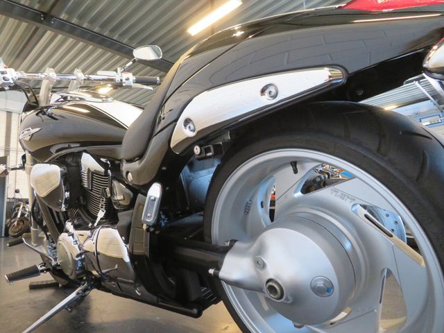 suzuki - m-1800-r-intruder
