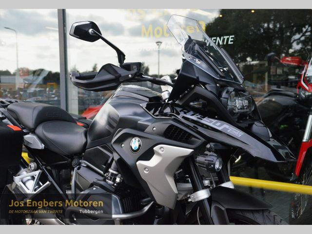bmw - r-1250-gs-triple-black