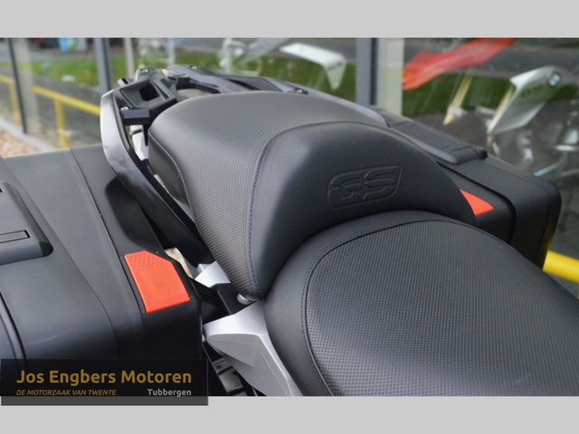 bmw - r-1250-gs-triple-black