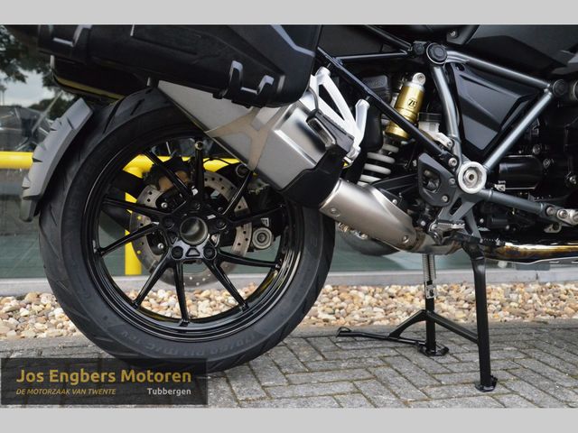 bmw - r-1250-gs-triple-black