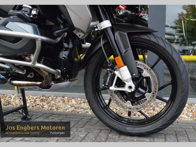 bmw - r-1250-gs-triple-black