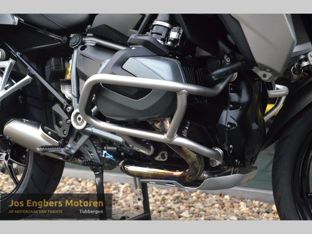 bmw - r-1250-gs-triple-black