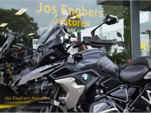 bmw - r-1250-gs-triple-black