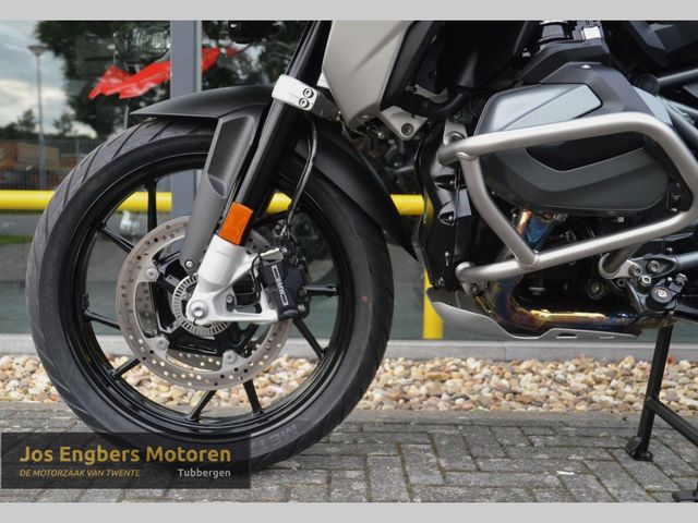 bmw - r-1250-gs-triple-black