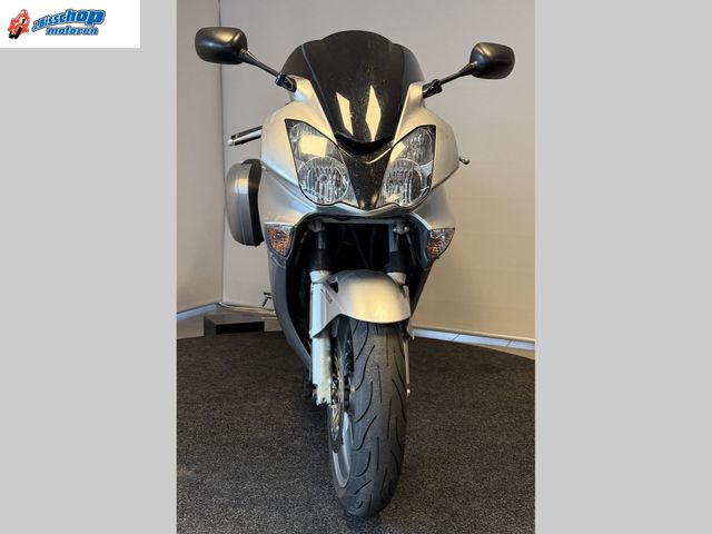 honda - vfr-800