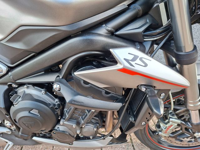 triumph - street-triple-765-rs