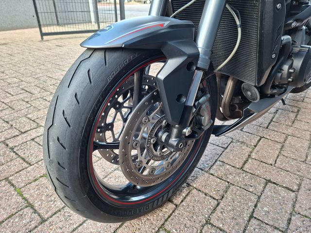 triumph - street-triple-765-rs