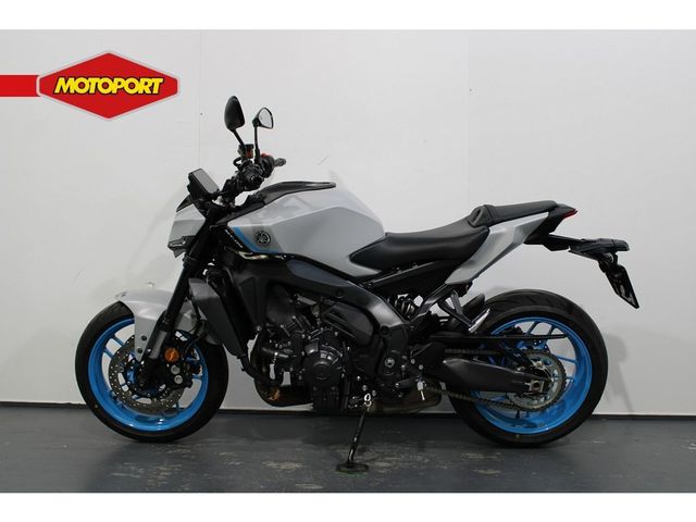yamaha - mt-09-y-amt
