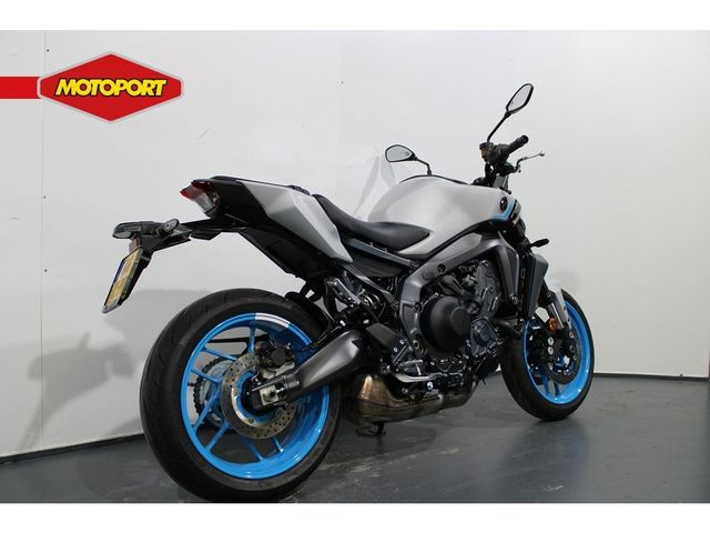 yamaha - mt-09-y-amt