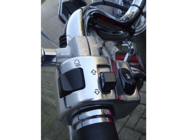 yamaha - xvs-650-a-dragstar-classic