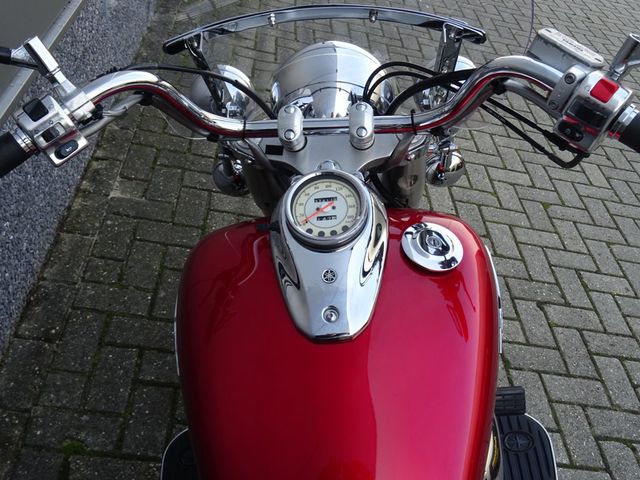 yamaha - xvs-650-a-dragstar-classic