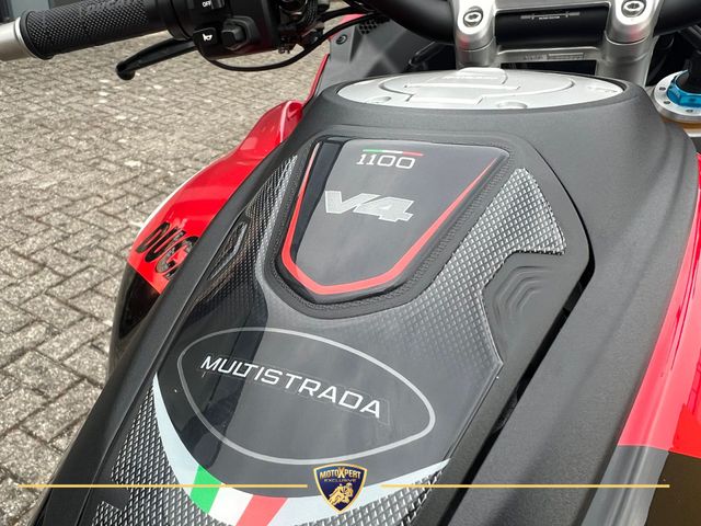 ducati - multistrada-v4-s-pikes-peak