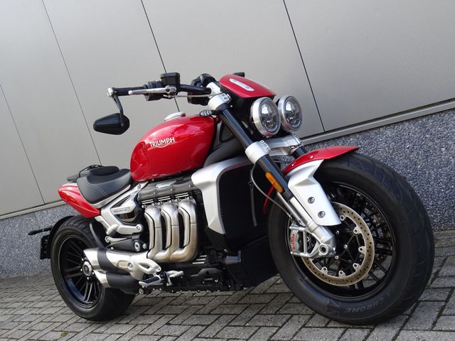 triumph - rocket-iii-r