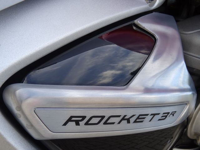 triumph - rocket-iii-r