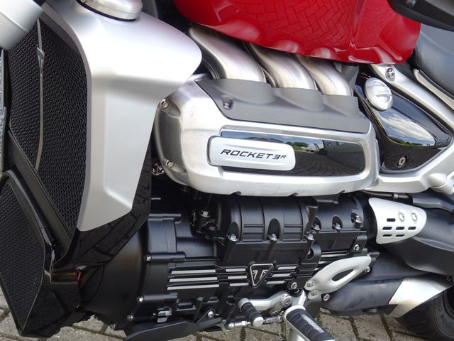 triumph - rocket-iii-r