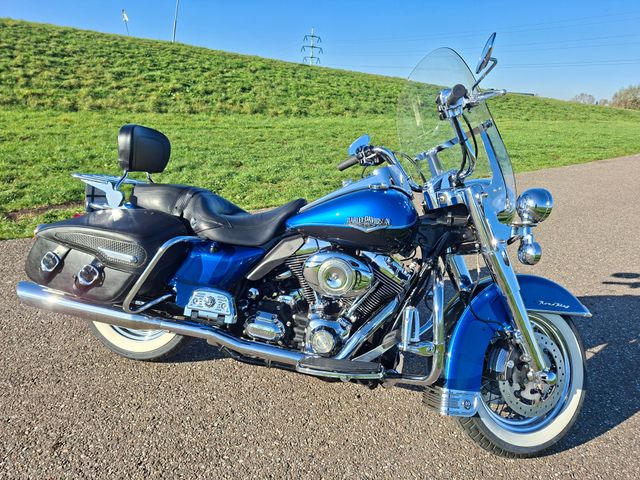 harley-davidson - road-king-classic-flhrc