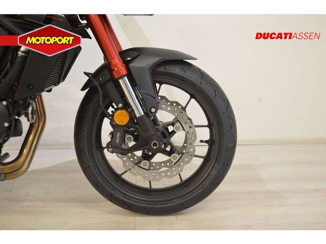 honda - cb-750-hornet