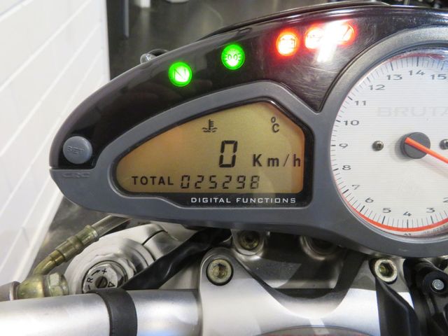 mv-agusta - brutale-910-r