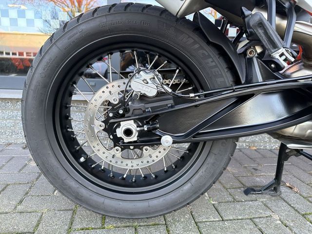 ktm - 890-adventure-r