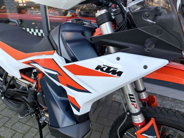 ktm - 890-adventure-r