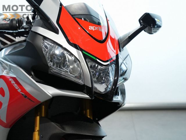 aprilia - rsv-4-rf